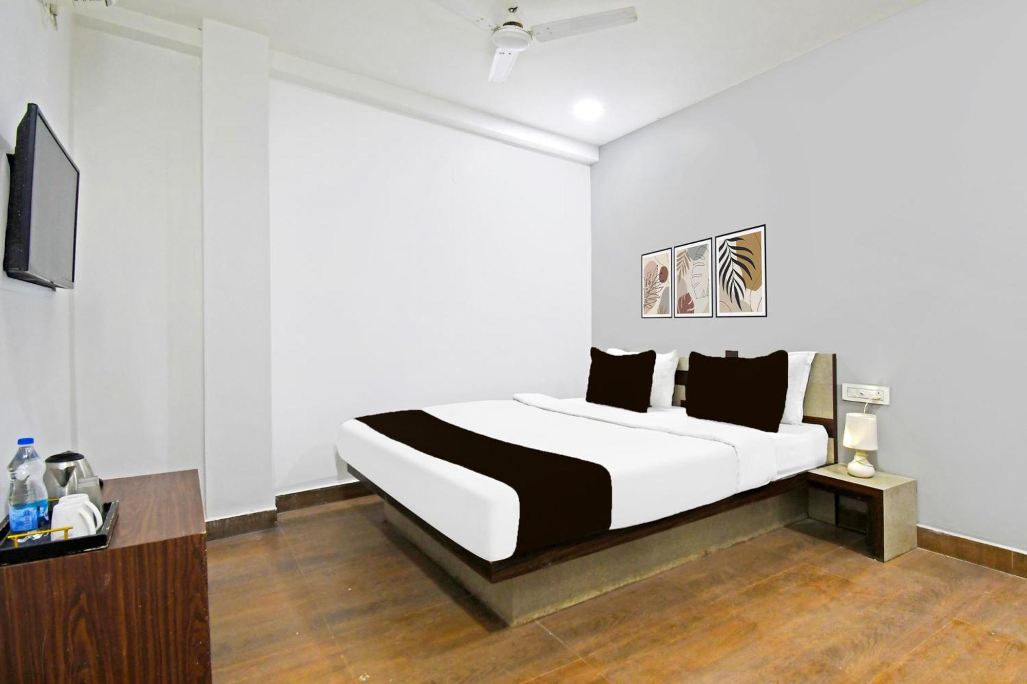 Super Townhouse Mancheswar Industrial Estate Hotell Bhubaneswar Eksteriør bilde